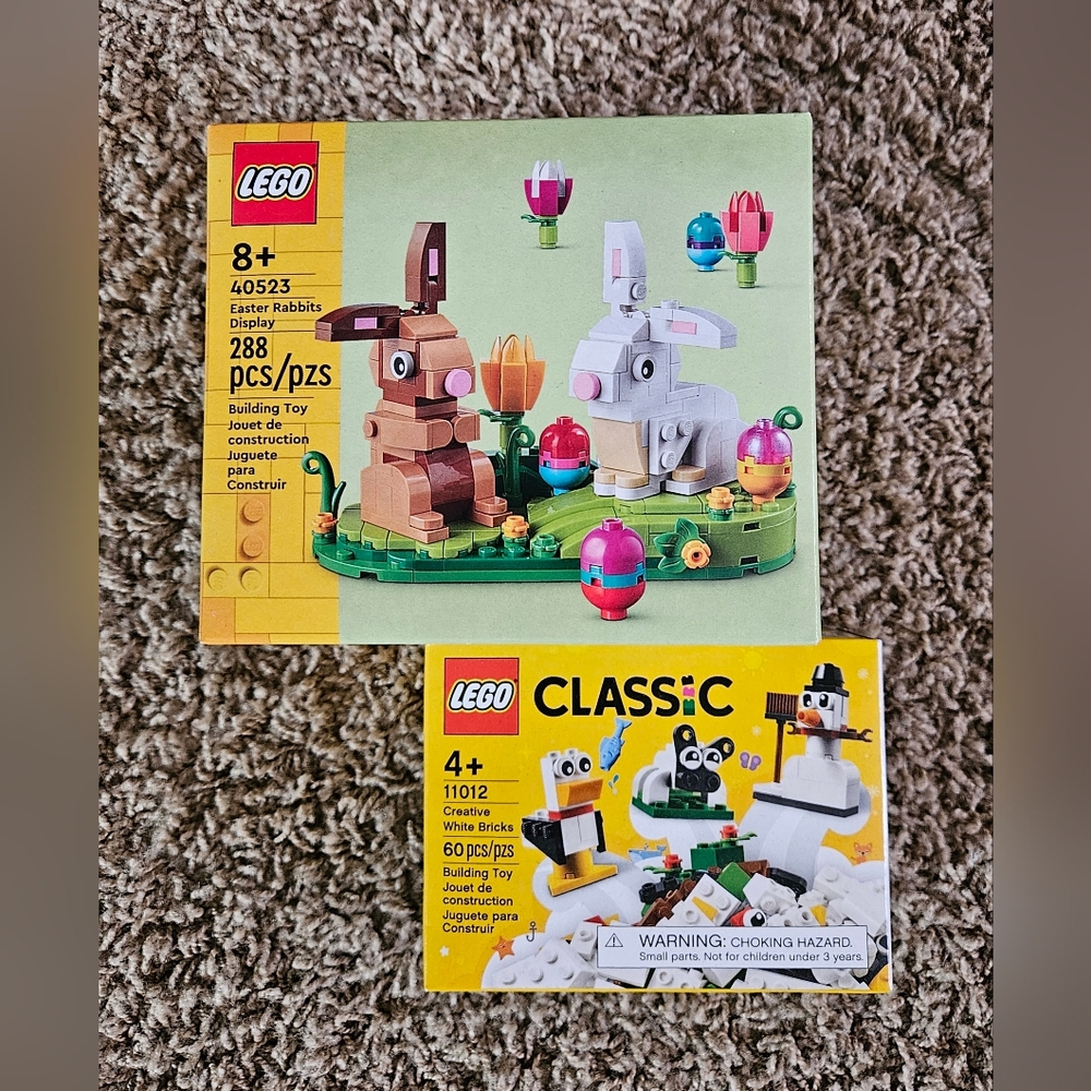 LEGO 40523 Easter Rabbits Display with bonus LEGO 11012 Creative White Bricks